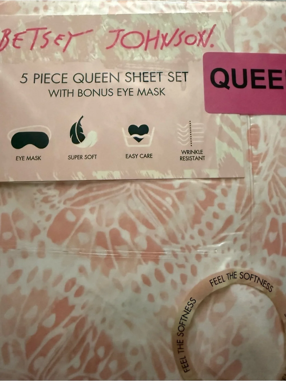 Betsey Johnson Pink & White 5-Piece Queen Sheet Set with Eye Mask